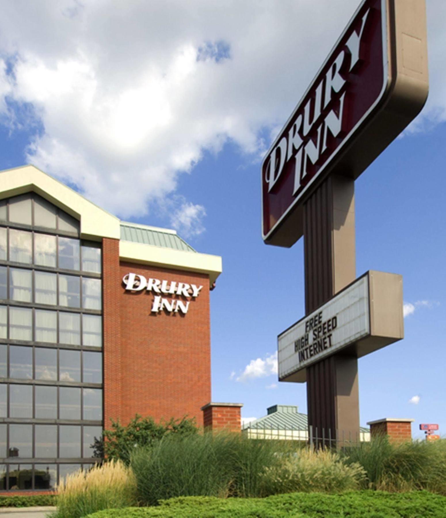 Drury Inn & Suites Terre Haute Eksteriør billede