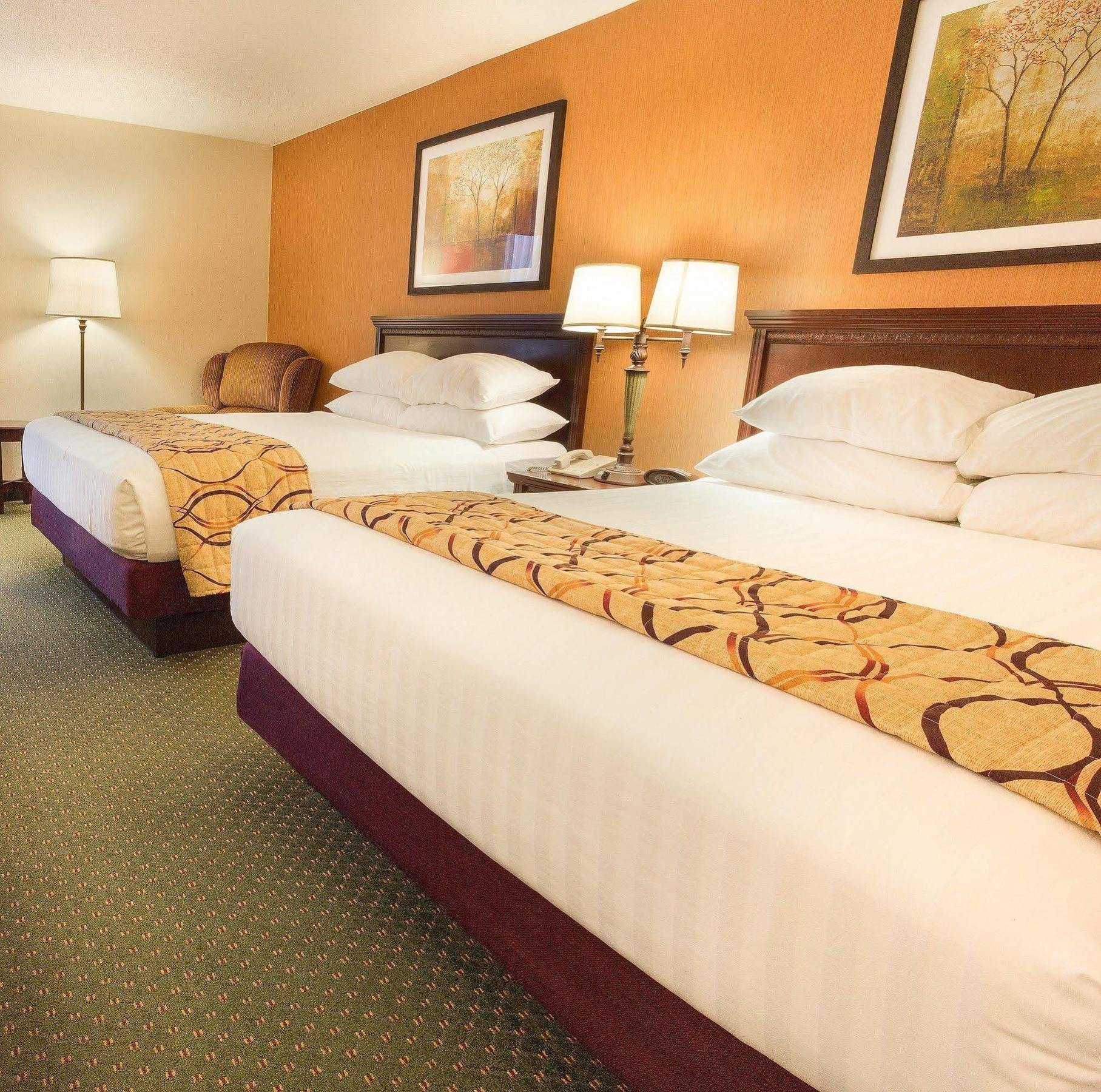 Drury Inn & Suites Terre Haute Eksteriør billede